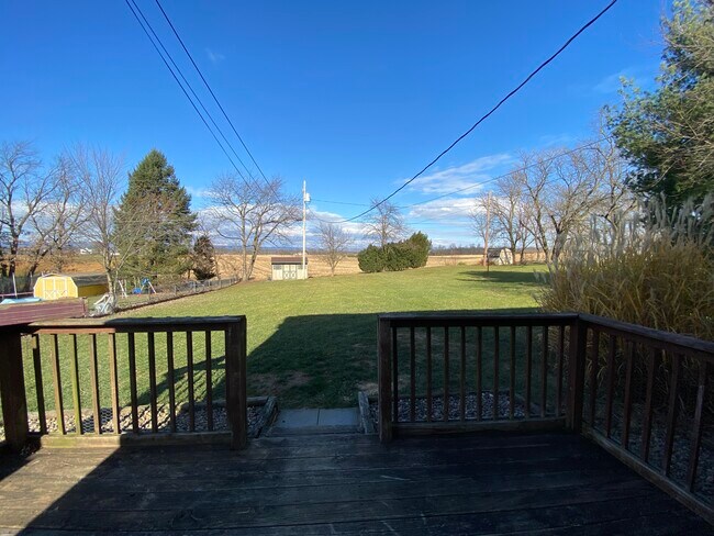 Foto del edificio - 6183 Mountain View Dr