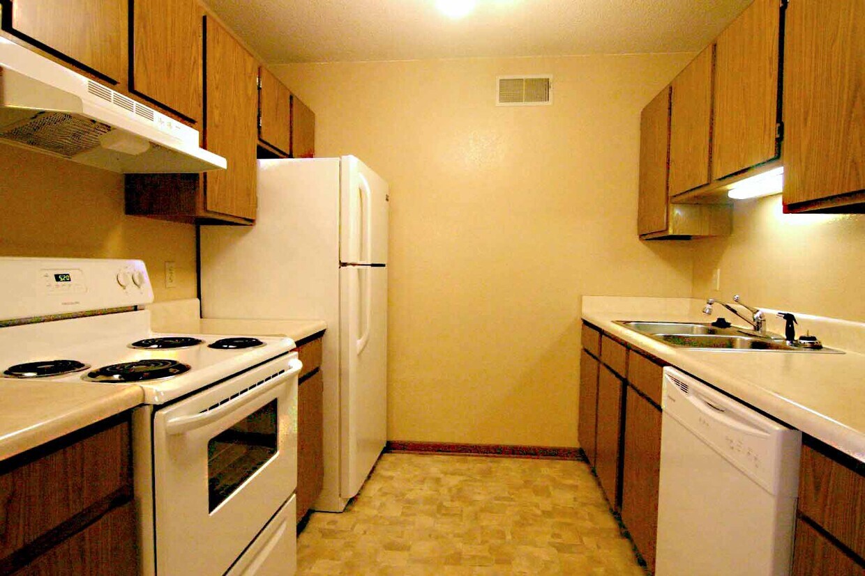 Primary Photo - 641 35th St