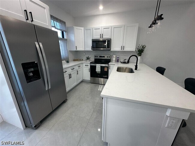 Foto del edificio - 4661-4663 30th St SW