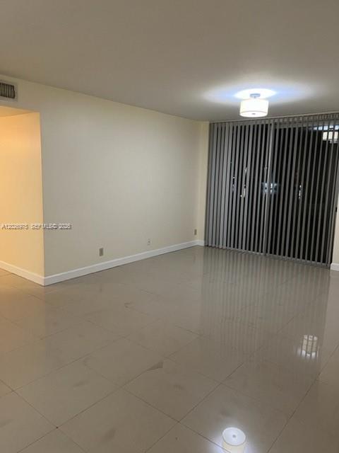 Foto del edificio - 10733 Cleary Blvd