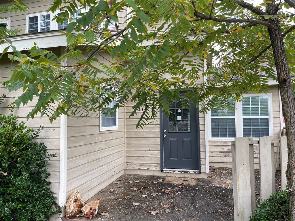 Building Photo - 13811 Turnberry Ln