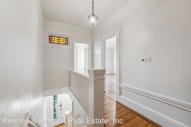 Building Photo - 3 br, 2 bath House - 678 Church Street