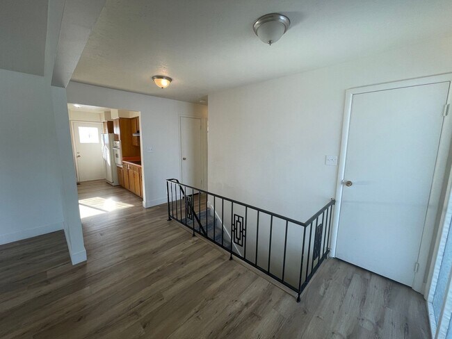 Foto del edificio - Spacious 5 bed, 3 bath Home!