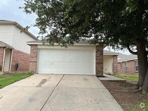Building Photo - 6637 Meadow Way Ln
