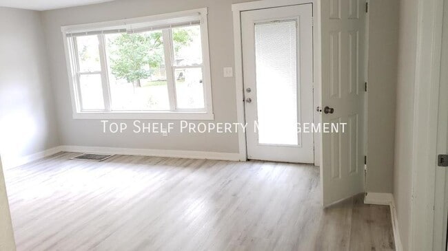 Foto del edificio - 7505 SW 12th St
