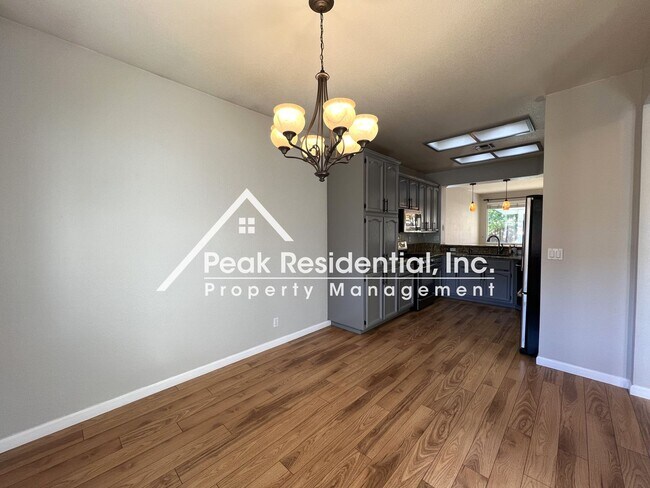 Foto del edificio - Beautiful Folsom 3bd/2ba Home with 2 Car G...