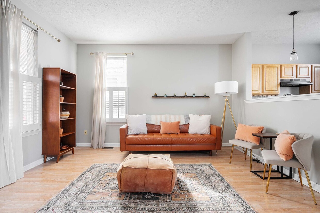 Primary Photo - 2318 N New Jersey St