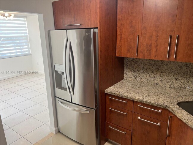 Foto del edificio - 13100 SW 92nd Ave