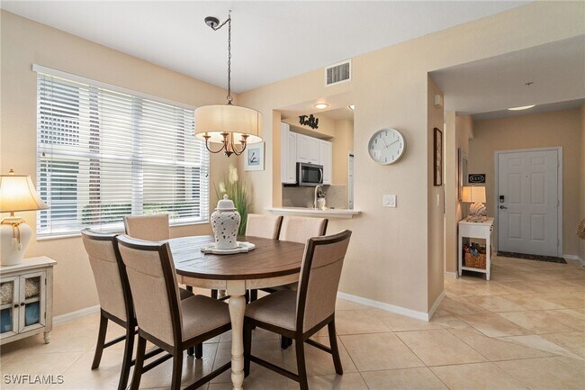 Foto del edificio - 2335 Carrington Ct