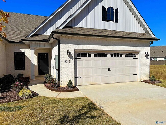 Building Photo - 8612 Quinn Dr