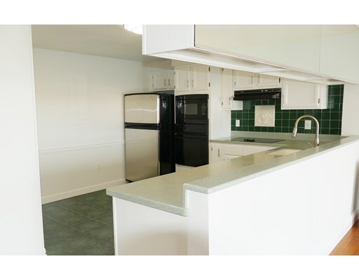 Building Photo - 154 Lynnway