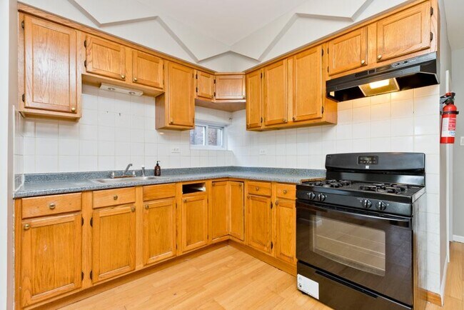 Foto del edificio - 2 bedroom in Berwyn IL 60402