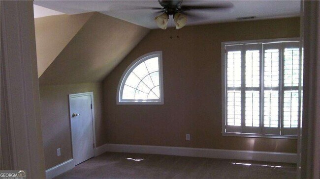 Foto del edificio - 1510 Maplewood Ct