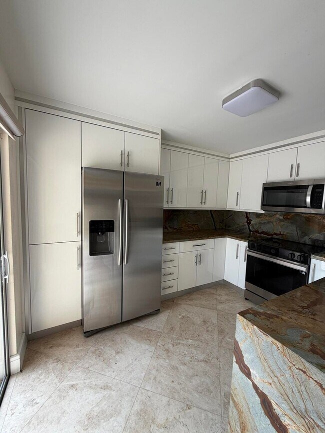 Foto del edificio - 22200 Boca Rancho Dr