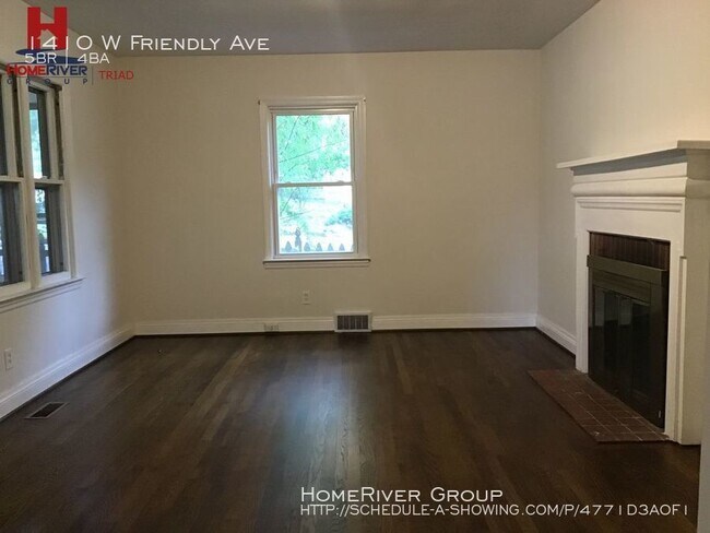 Foto del edificio - 1410 W Friendly Ave