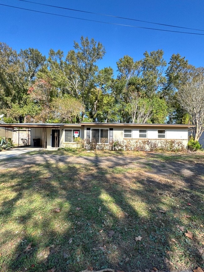 Building Photo - 8103 Joffre Dr