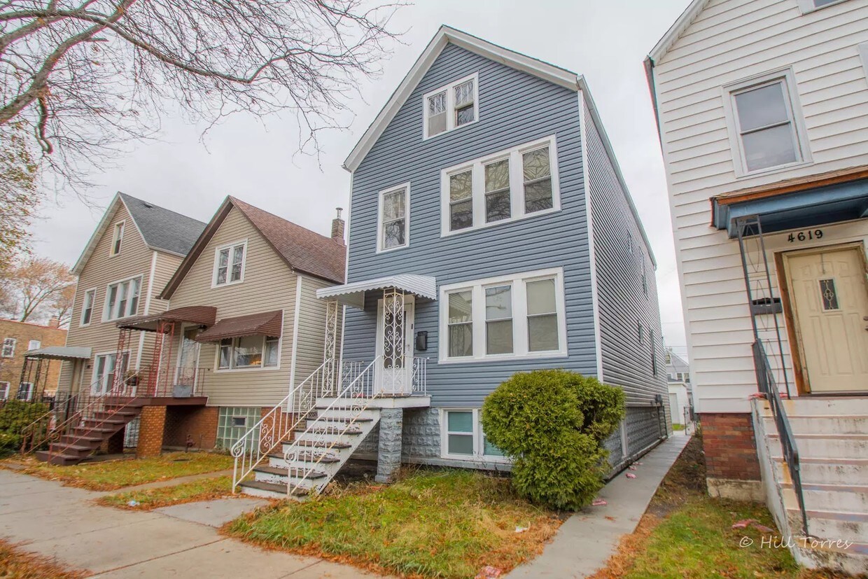 4617 S Washtenaw Ave, Chicago, IL 60632 Rentals in Chicago at 4617 S Washtenaw Ave Chicago, IL