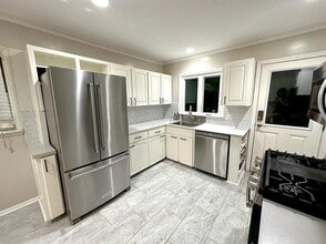 Building Photo - 1156 Willivee Dr