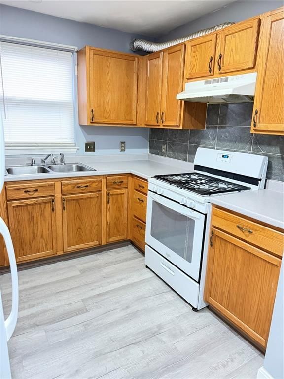 Foto del edificio - 132 Pavilion Ave