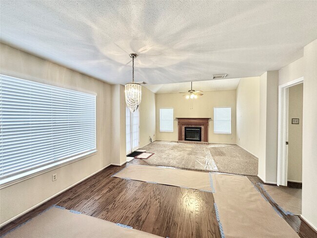 Foto del edificio - 16827 Ashbridge Ct