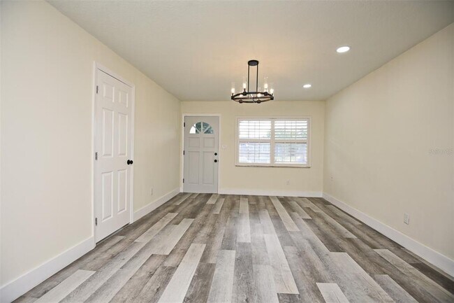 Building Photo - 5803 Clearview Dr