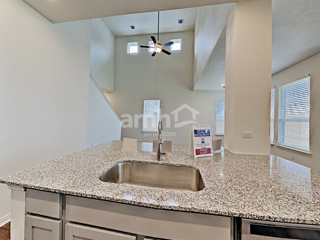 Building Photo - 2730 Deerfield Creek