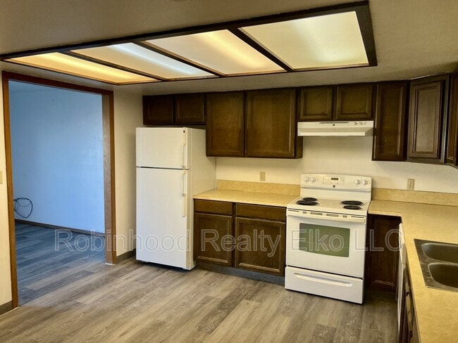 Building Photo - 358 Parkchester Dr