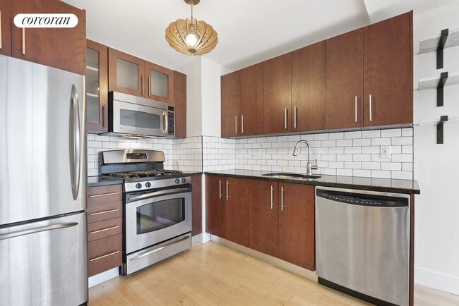 Building Photo - 59 Maspeth Ave
