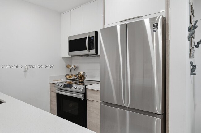 Foto del edificio - 9227 SW 87th Ave