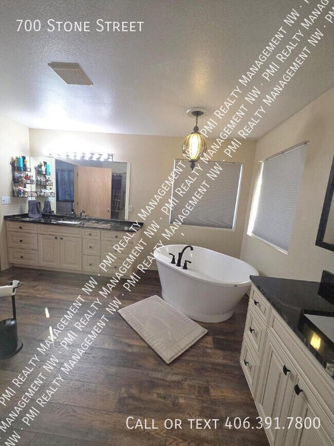 Foto del edificio - 700 Stone St