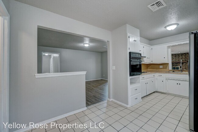 Building Photo - 3 br, 2 bath House - 1309 Kingston Dr