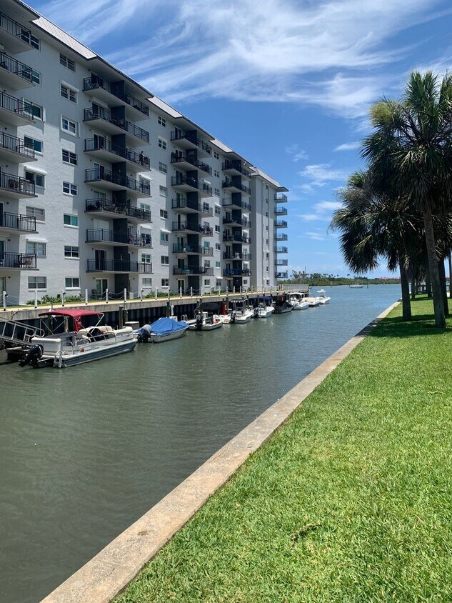 Primary Photo - Waterfront Condo in the Heart of NSB For L...