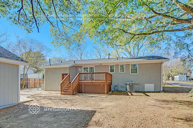 Foto del edificio - 4616 Castlebar Dr