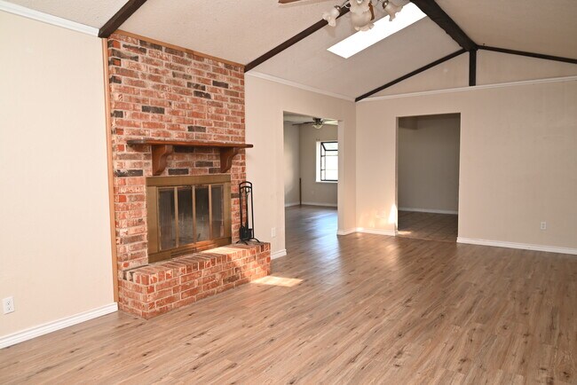 Building Photo - 4718 Tammy Dr