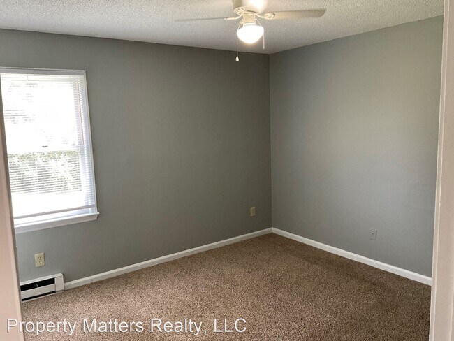 Building Photo - 2 br, 1 bath House - 321 Robinson Road