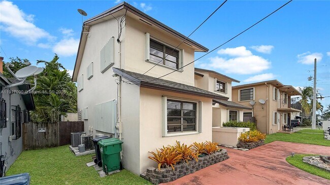 Foto del edificio - 8877 SW 36th St