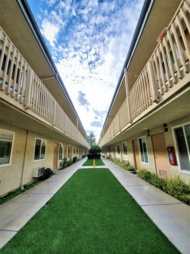 8816 Laurel Canyon Blvd Unit 0001, Los Angeles, CA 91352 Apartment for Rent in Los Angeles, CA