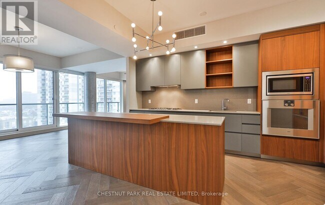 Photo du bâtiment - 128 Pears Ave.