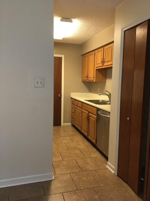 1825 S Brightside View Dr, Baton Rouge, LA 70820 Townhome Rentals in