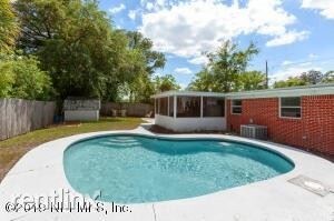Building Photo - 3 br, 2 bath House - 3251 Victoria Park Rd