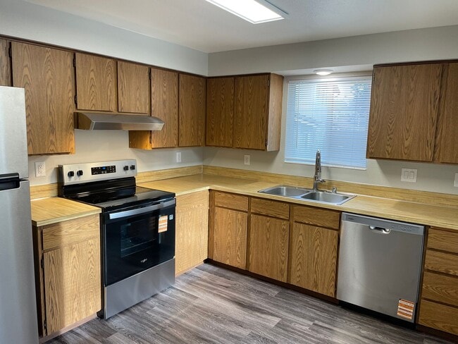 Foto del edificio - 9014 10th Pl SE