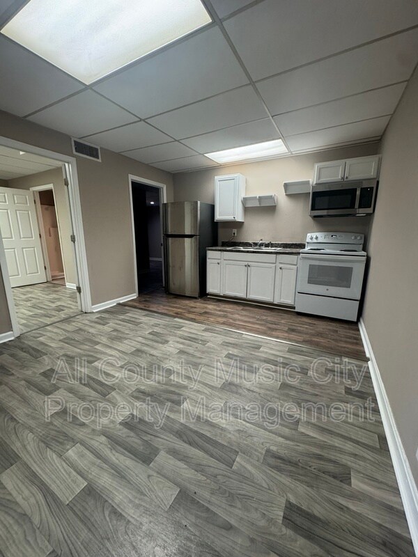 Foto principal - 105 Bonnabrook Dr