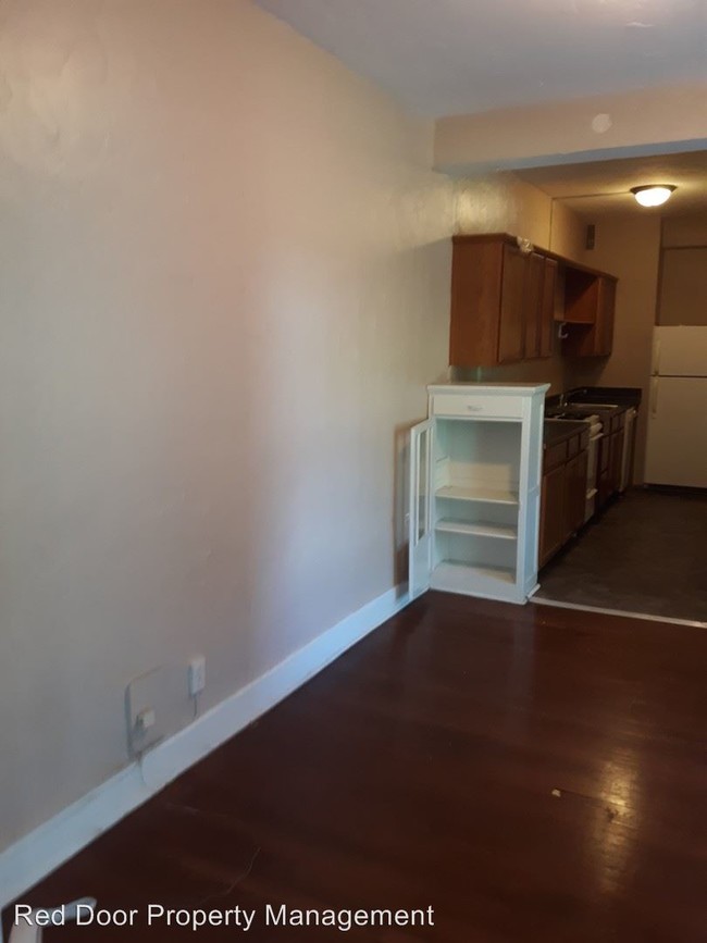 Building Photo - 3541 N Meridian St