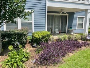 Building Photo - 2801 Chancellorsville Dr