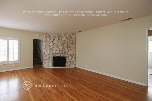 Building Photo - 9515 Samoline Ave