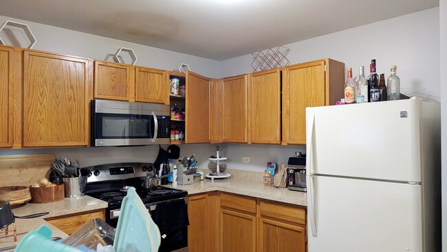 Building Photo - 1444 McClure Rd