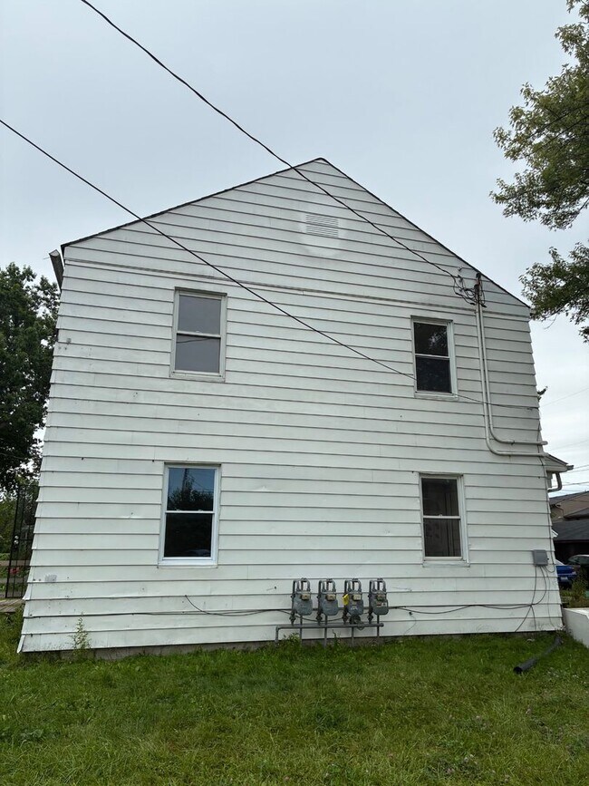 Foto del edificio - 949-955 South Central Dr