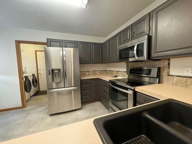 Foto del edificio - 1136 Wabash St