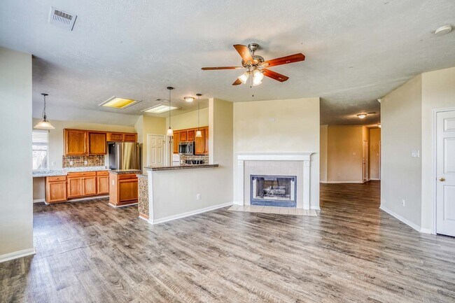Building Photo - 6711 Shelby Oaks Dr