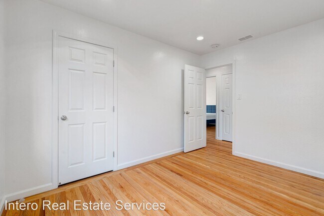 Building Photo - 3 br, 2 bath House - 3415 Santa Barbara Ave